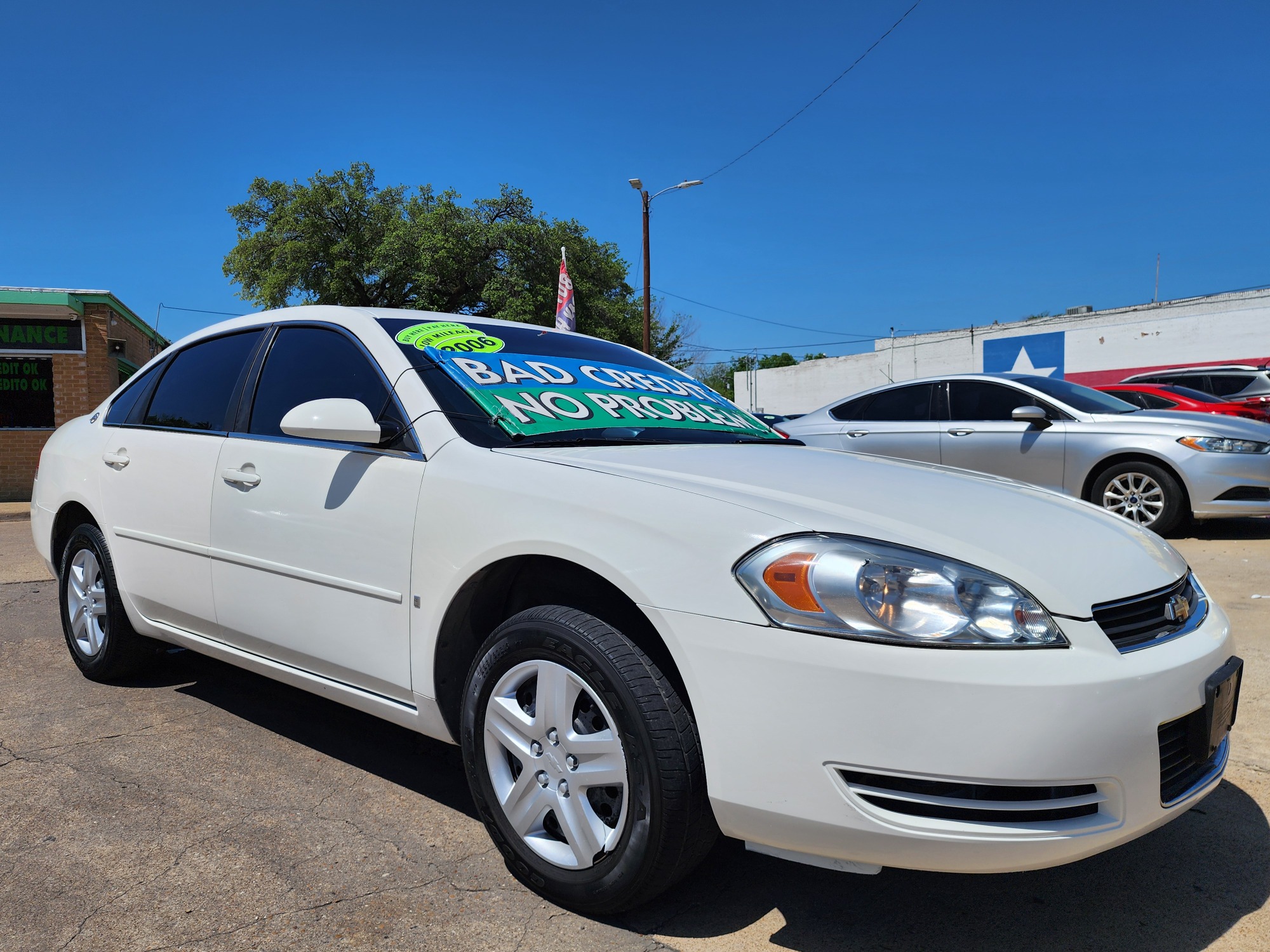 2006 WHITE Chevrolet Impala (2G1WB58K069) , located at 2660 S.Garland Avenue, Garland, TX, 75041, (469) 298-3118, 32.885387, -96.656776 - Photo #1